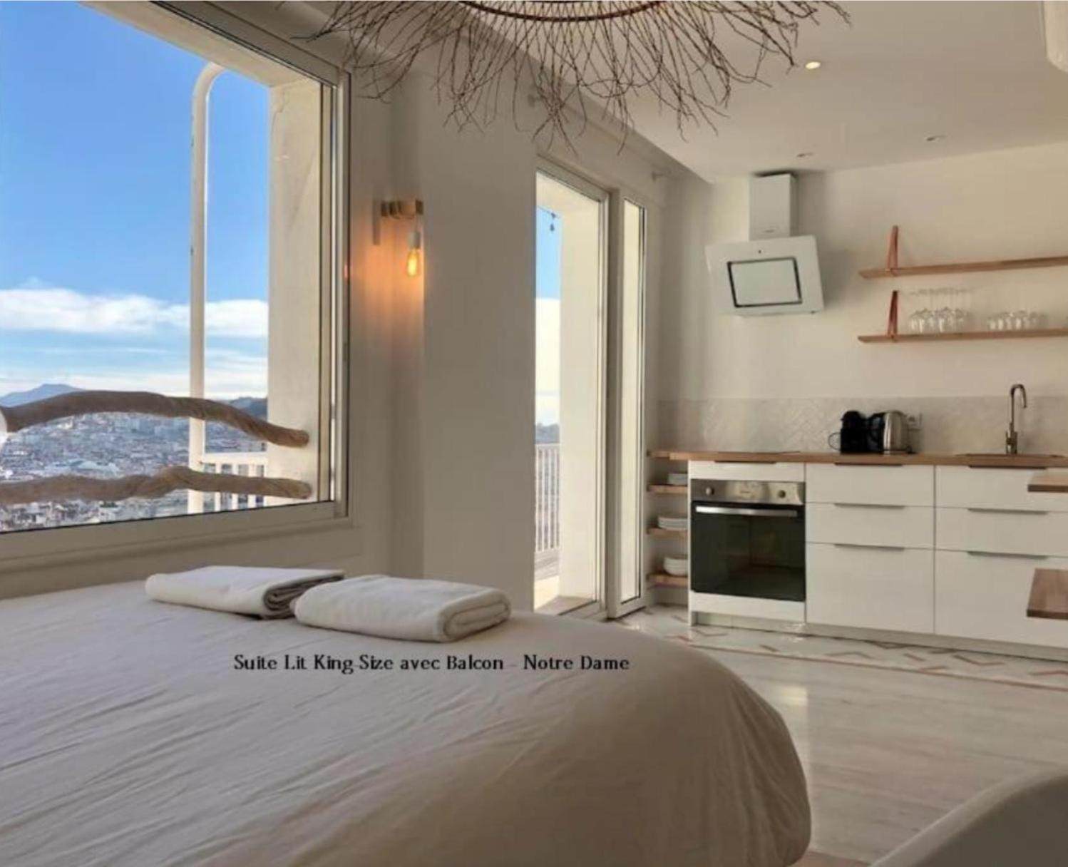 Lafrenchcasa Clandestina Apartment Marseille Bagian luar foto