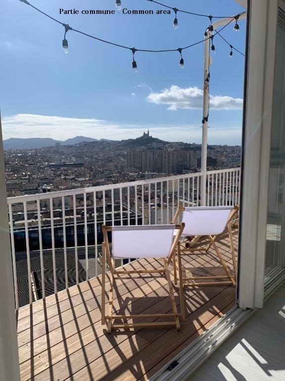Lafrenchcasa Clandestina Apartment Marseille Bagian luar foto