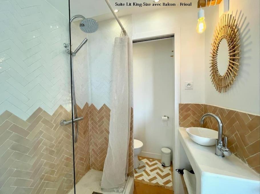 Lafrenchcasa Clandestina Apartment Marseille Bagian luar foto