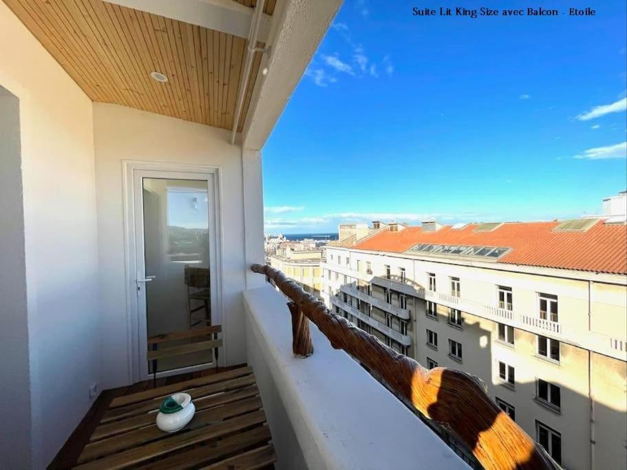 Lafrenchcasa Clandestina Apartment Marseille Bagian luar foto