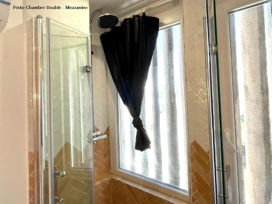 Lafrenchcasa Clandestina Apartment Marseille Bagian luar foto